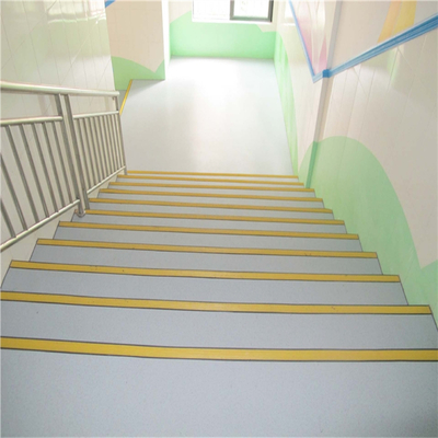 河南駐馬店同質透心PVC地板 打造專業羽毛球場地的不二之選